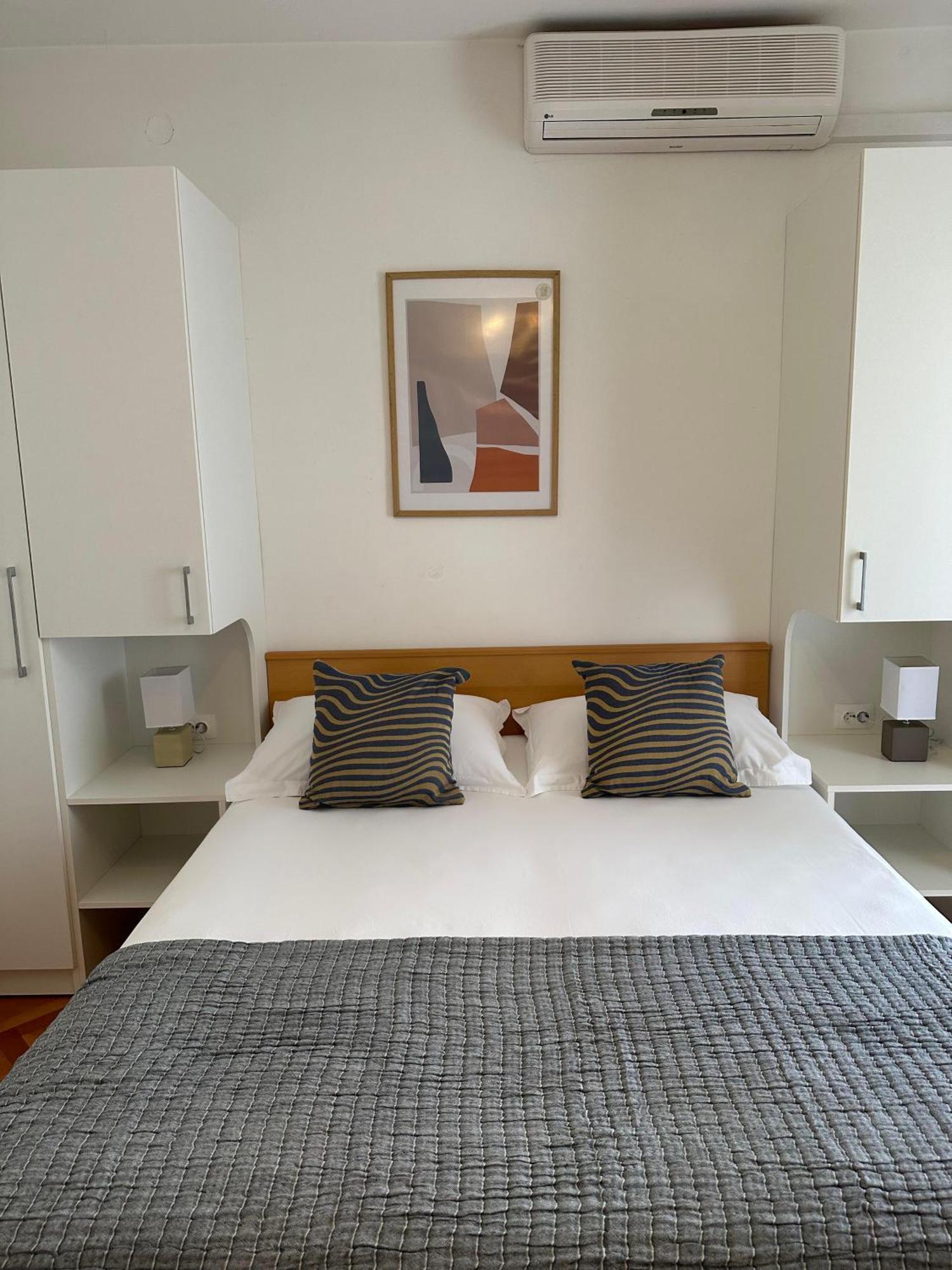 Apartment Olga 1 Makarska